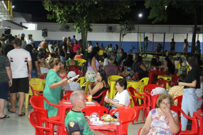 Imagem da notícia Prefeito João Carlos Krug reinaugura Feira do Produtor em Chapadão do Sul